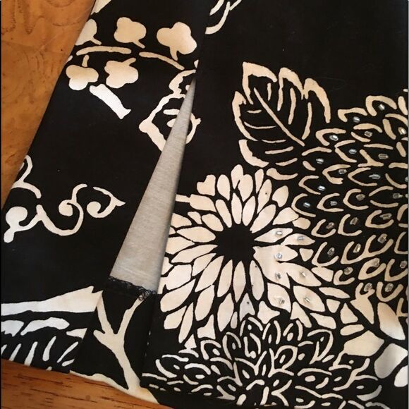 CACHE EMBELLISHED Pant with Kick Pleat Ankle - Picture 3 of 6